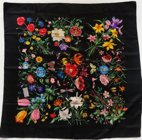 gucci flora vs flora 1966|grace kelly Gucci scarf.